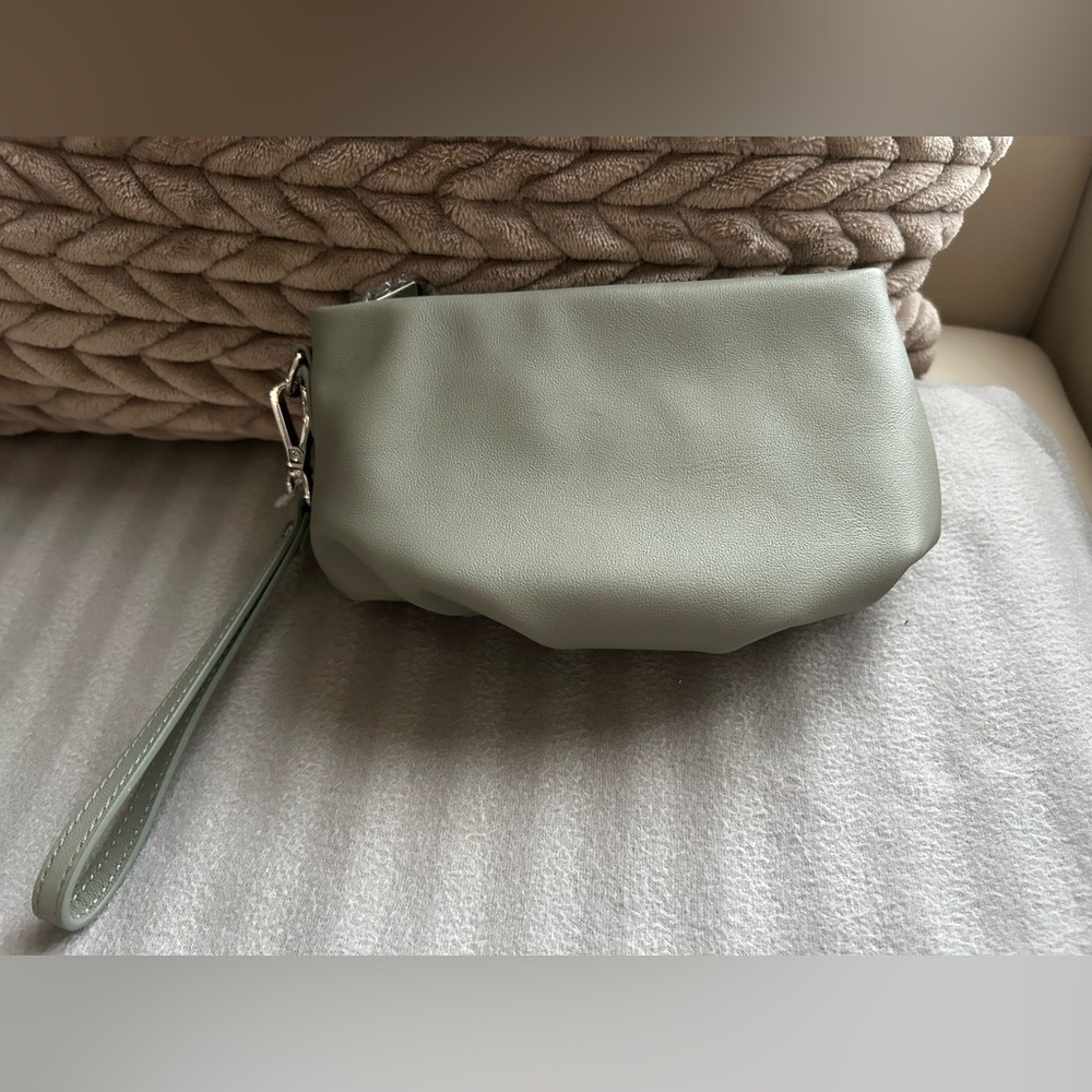 Elegant Green Women's Clutch